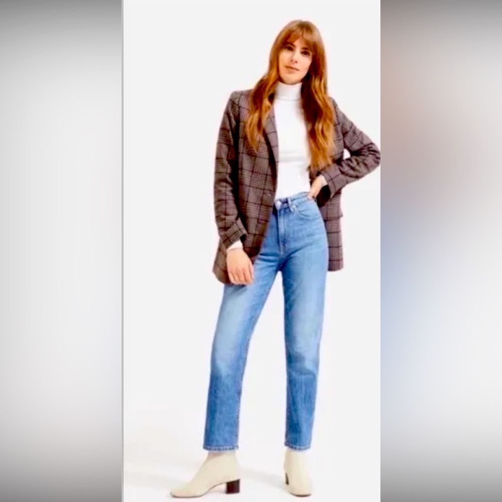 Everlane High Rise Straight Jeans. Size 25 Ankle